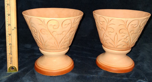 Vtg pair pedestal - vtg,