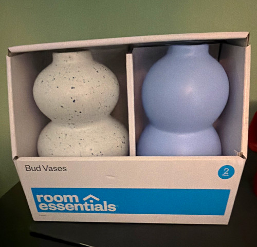 Room essentials set 2 - essentials,