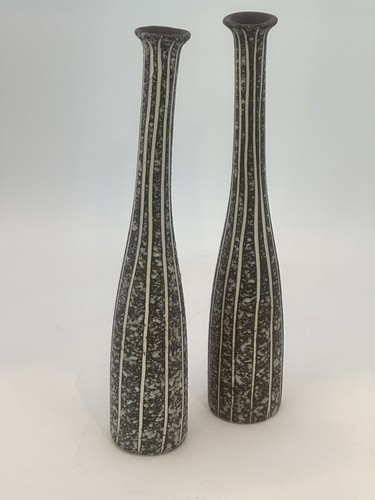 Ceramic vase pair - vase, with