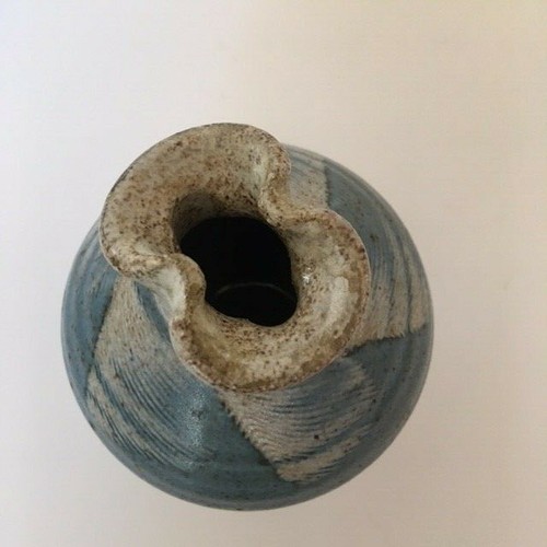 Pinched top vase hand - vase,