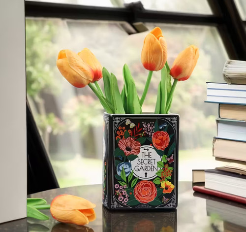 Book vase shaped - shaped,