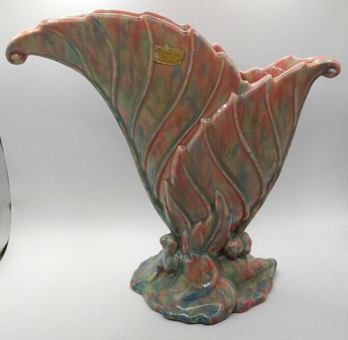 Vintage royal haeger peach - royal,