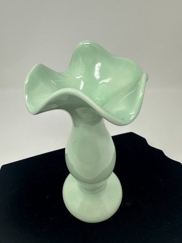 Studio art pottery signed - studio,