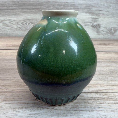 Signed studio pottery green - studio,