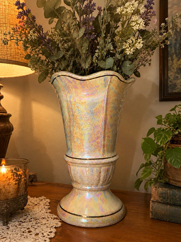 Iridescent beige ceramic - iridescent,