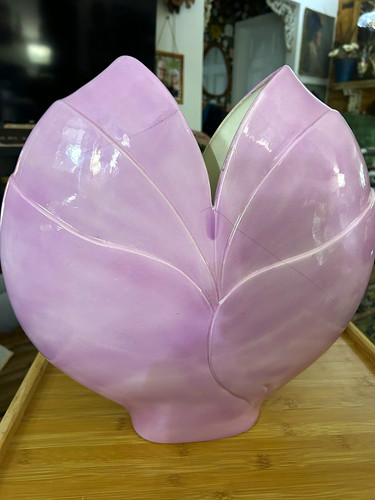 Pink leaf shaped ceramic vase - pink, leaf-shaped