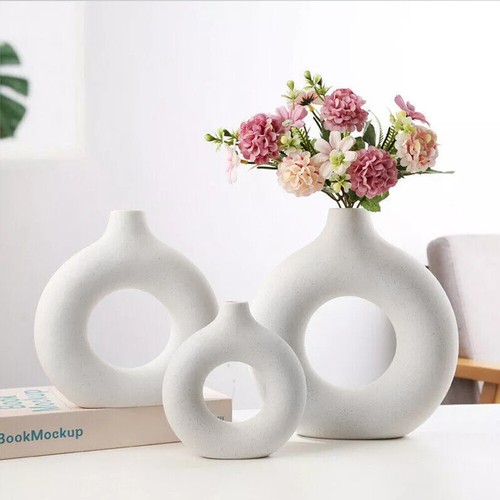 Sweet ring vase decoration