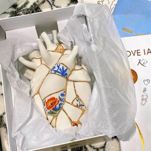 Ceramic heart shaped vase - ceramic, heart-shaped