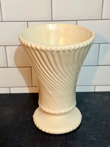 Vintage nelson mccoy - 7”,