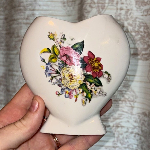Heart shaped miniature vase - heart,