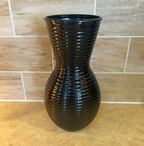 Black ceramic flower - black, vase