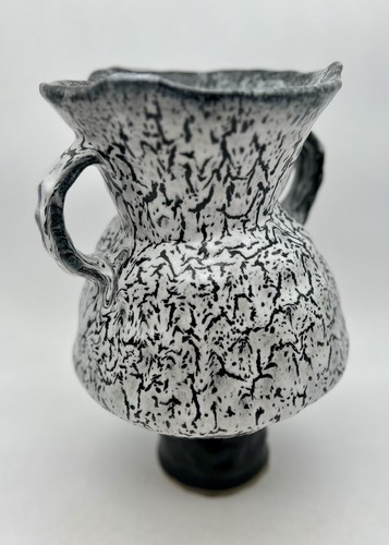 Large black and white ceramic - large,