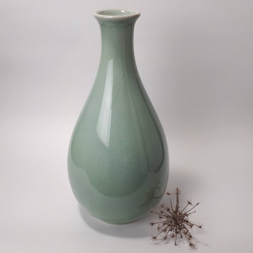 Large celadon green - 12",