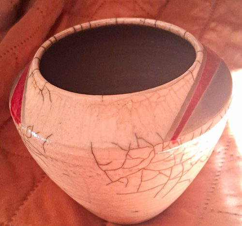 Signed crackle glaze - signed,