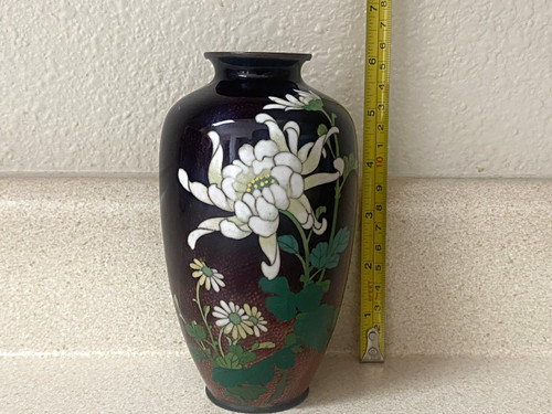Glossy black ceramic floral - black,